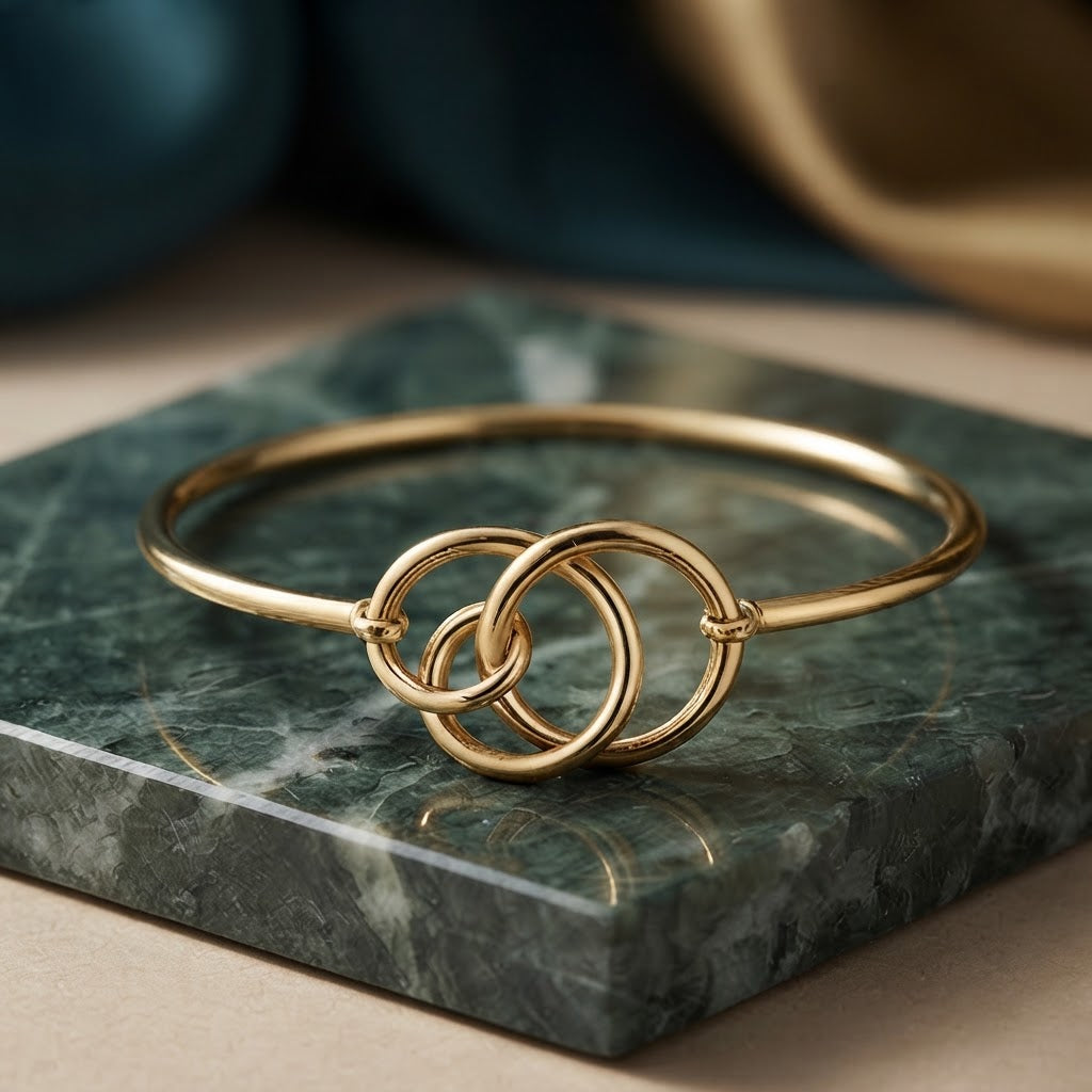 Interlocking Circle Minimalist Cuff Bracelet